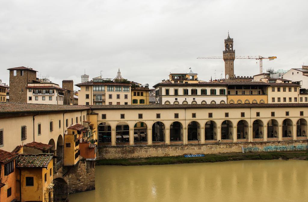 Ferienwohnung Ponte Vecchio Luxury II Florenz Zimmer foto
